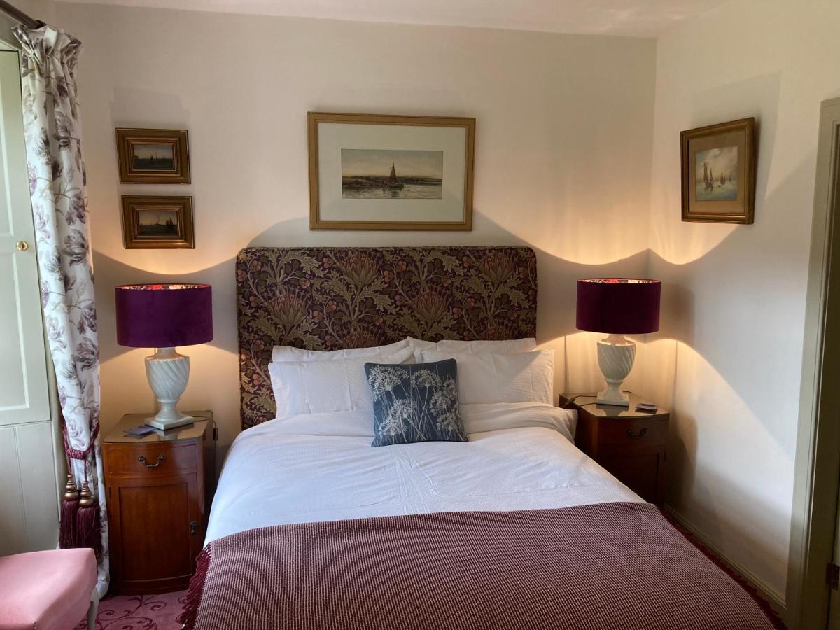 Bedrule Old Manse B&B Хоик Экстерьер фото