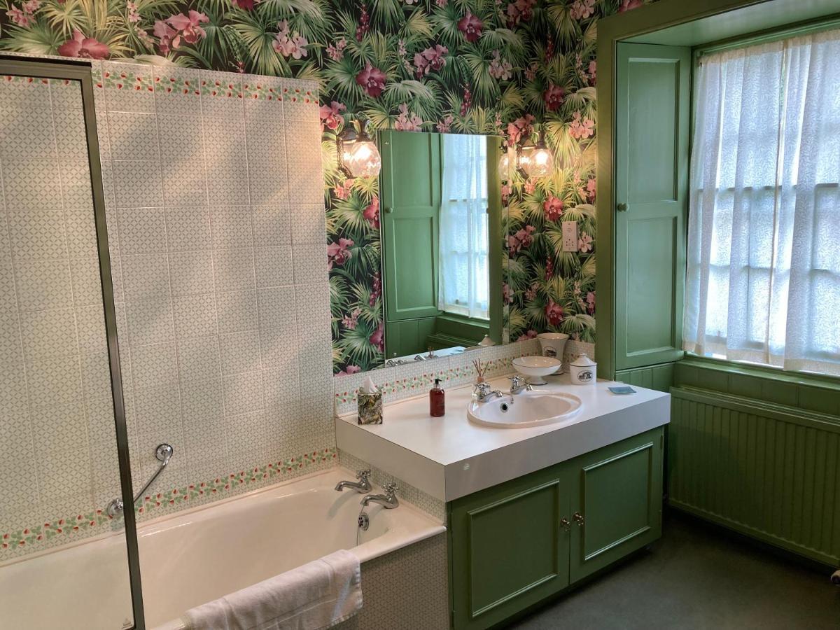 Bedrule Old Manse B&B Хоик Экстерьер фото